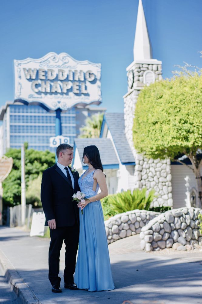 Photo of Dan Weddings Las Vegas