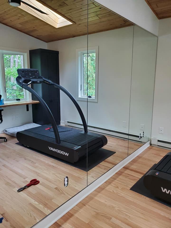 Photo of Custom Glass & Screen