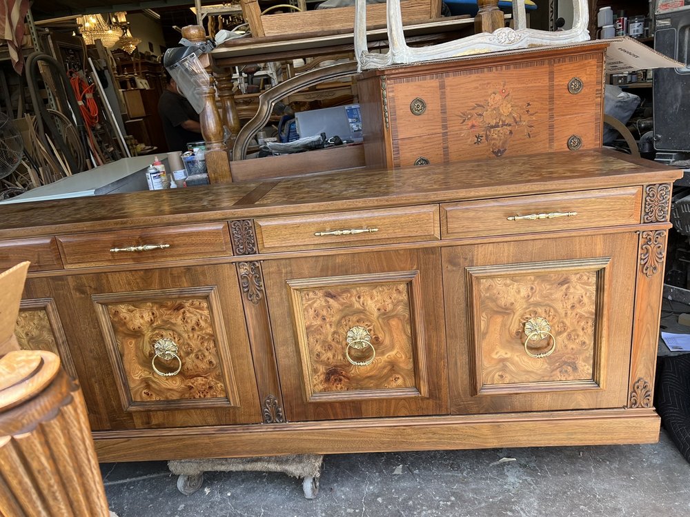 Photo of Heredia Antiques