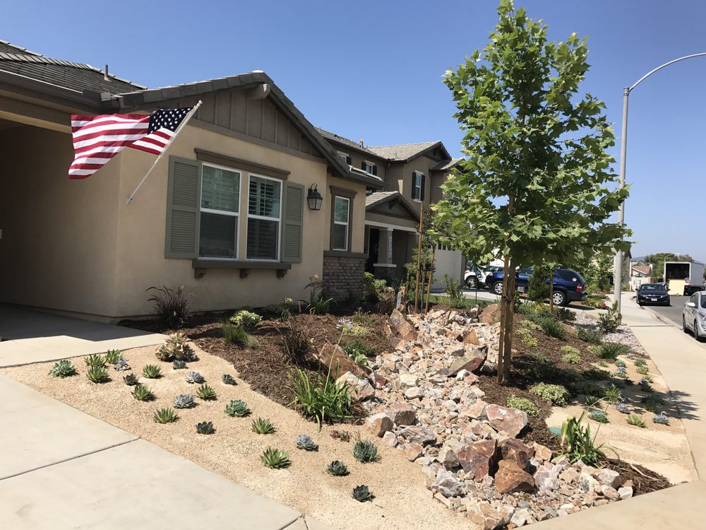 Photo of Natural Aspect Gardenscape