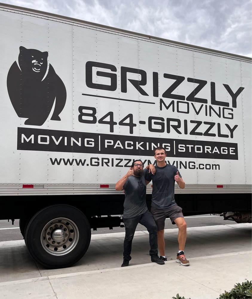 Photo of Grizzly Moving