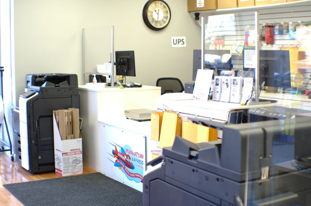 Photo of Manhattan Express Shipping