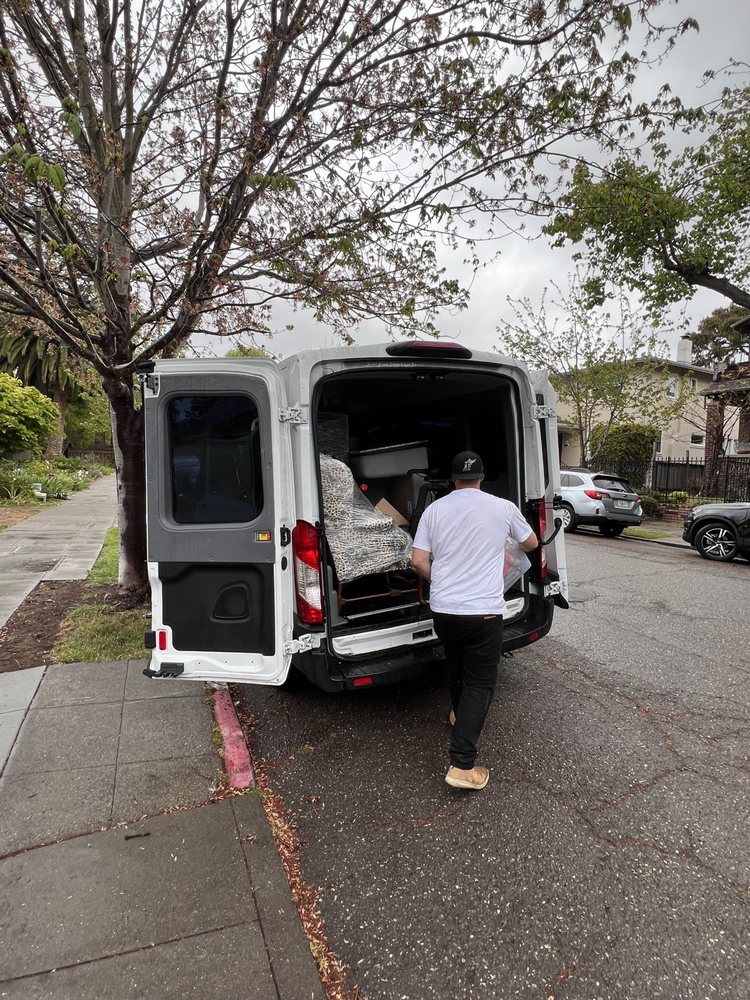 Photo of Westpoint Moving & Hauling