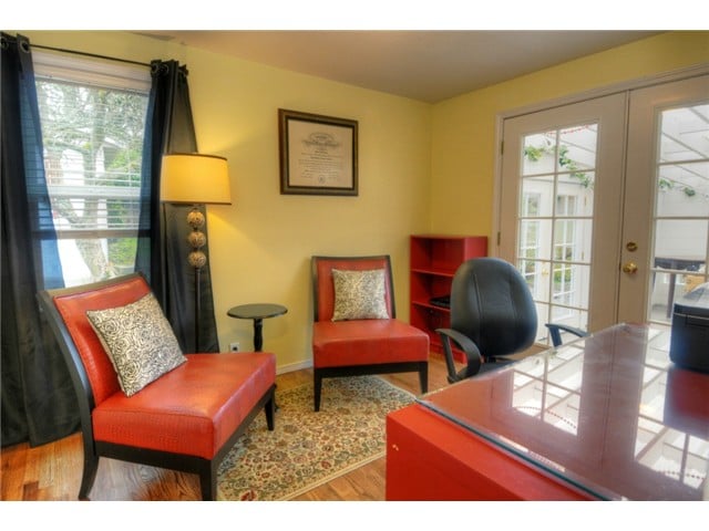 Photo of Nwmodern- Keller Williams
