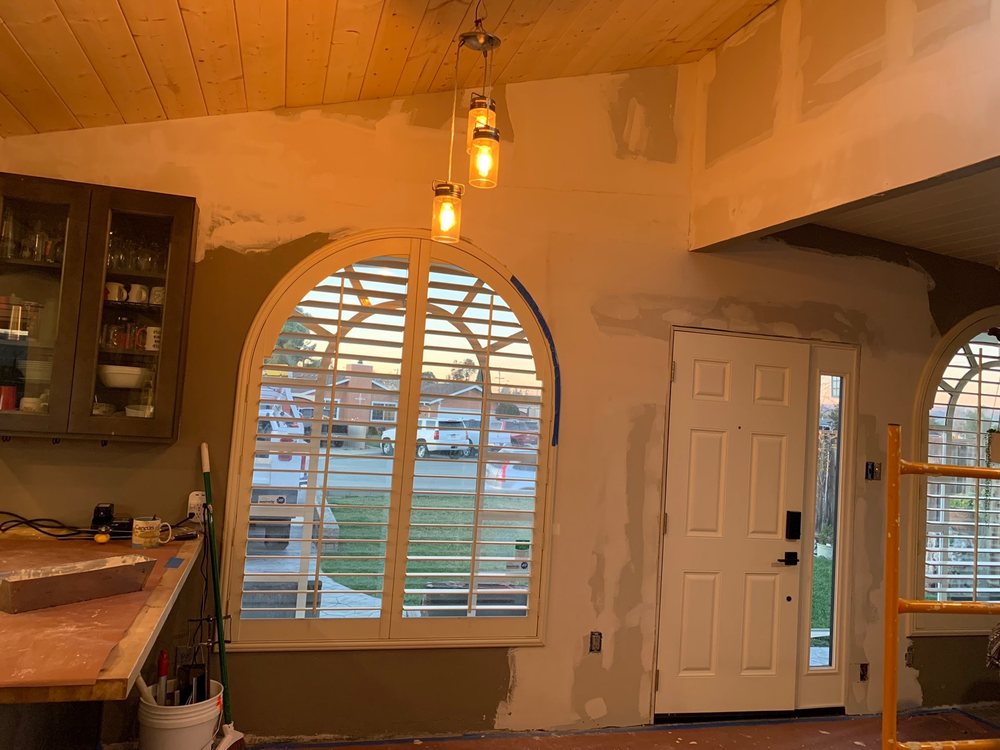Photo of Henry's Painting And Drywall