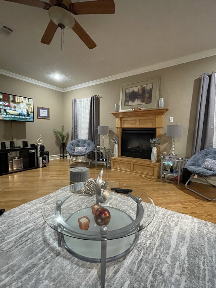 Photo of Shackleford Team Re/Max Elite