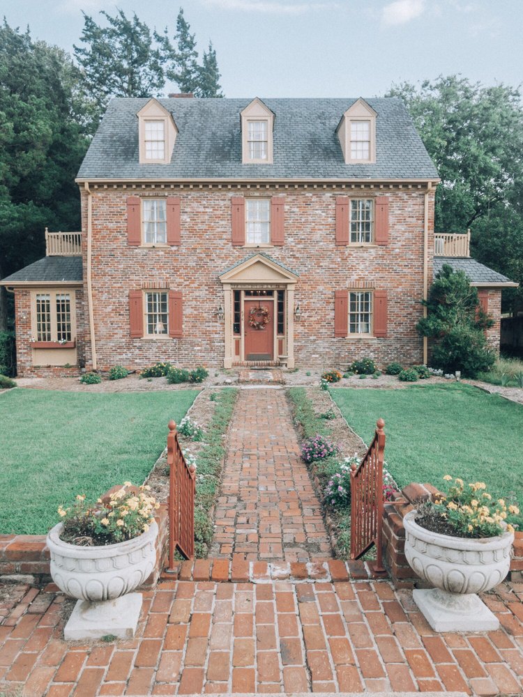 Photo of Cedars of Williamsburg Bed & Breakfast