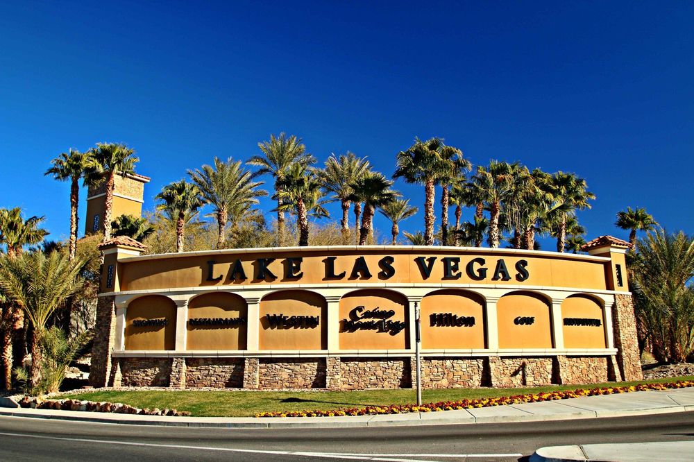 Photo of Lesha Stull - Las Vegas Real Estate Girl - Evolve Realty