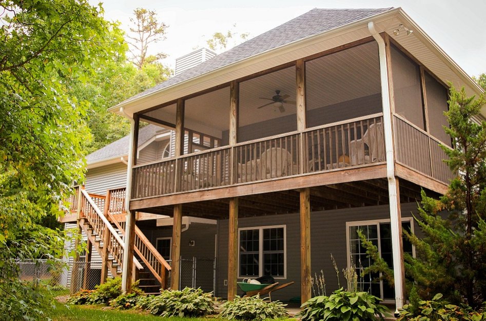 Photo of Lawrence Deck Builders