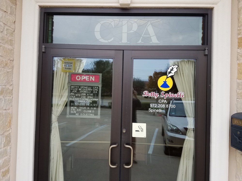 Photo of Elizabeth Spinelli, CPA