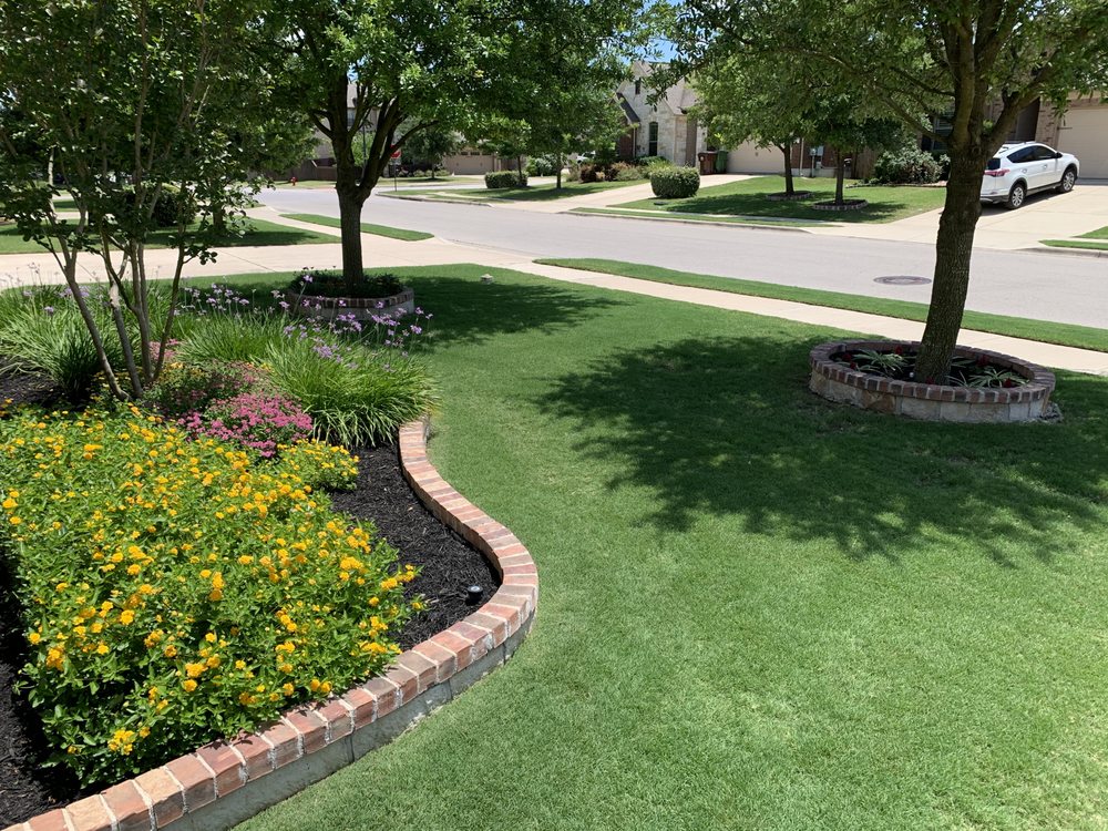 Photo of Emerald Lawns