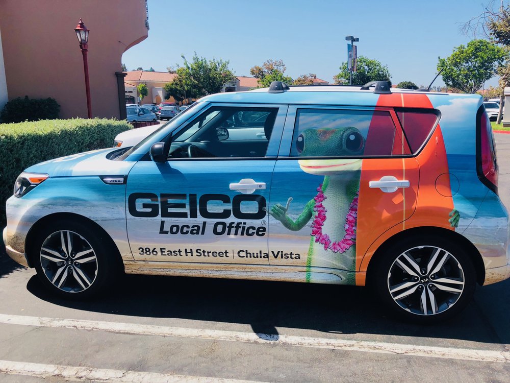 Photo of GEICO Insurance Agent