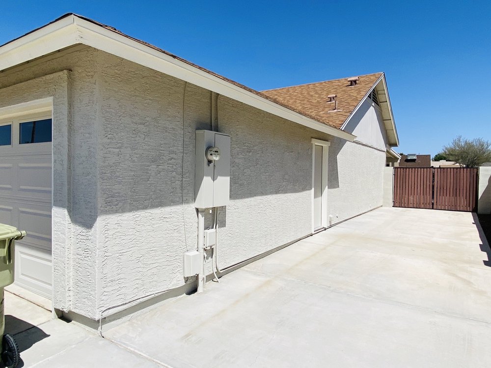 Photo of Rhino Exterior