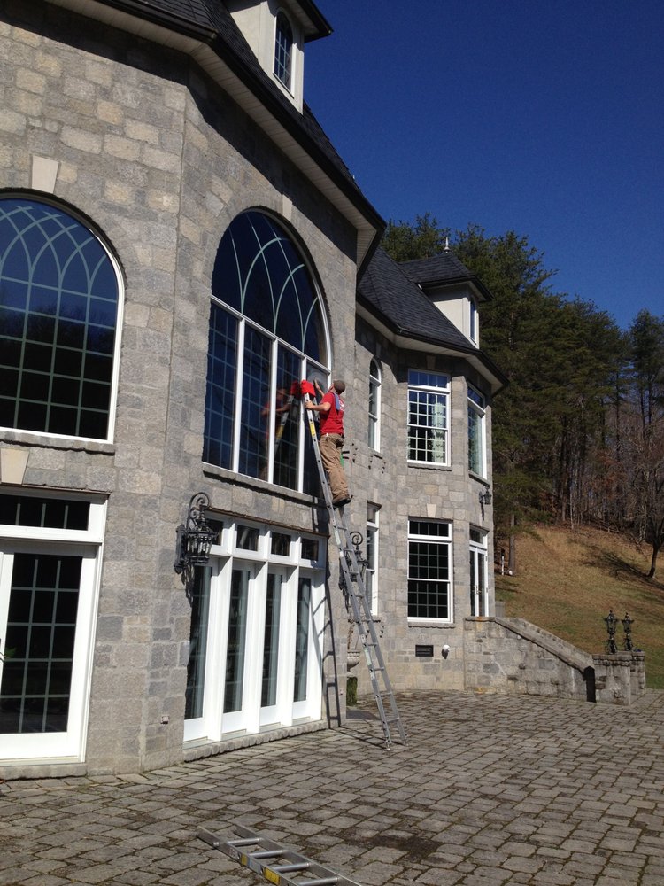 Photo of Fish Window Cleaning