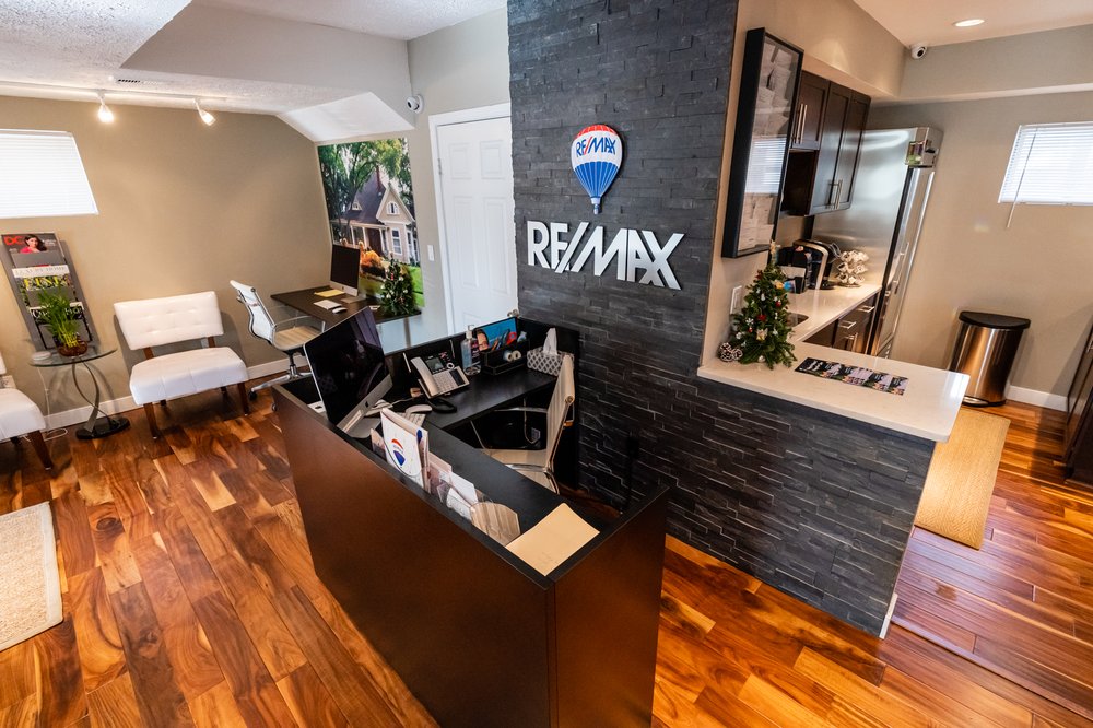 Photo of Wayne Mann - RE/Max Platinum Realty