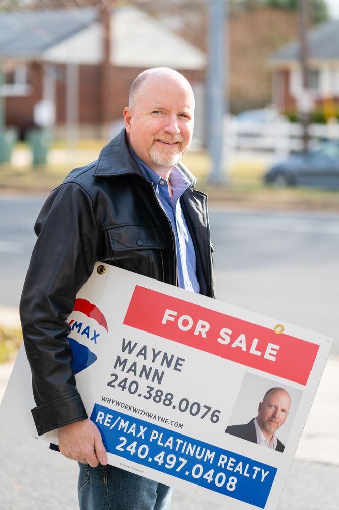 Photo of Wayne Mann - RE/Max Platinum Realty