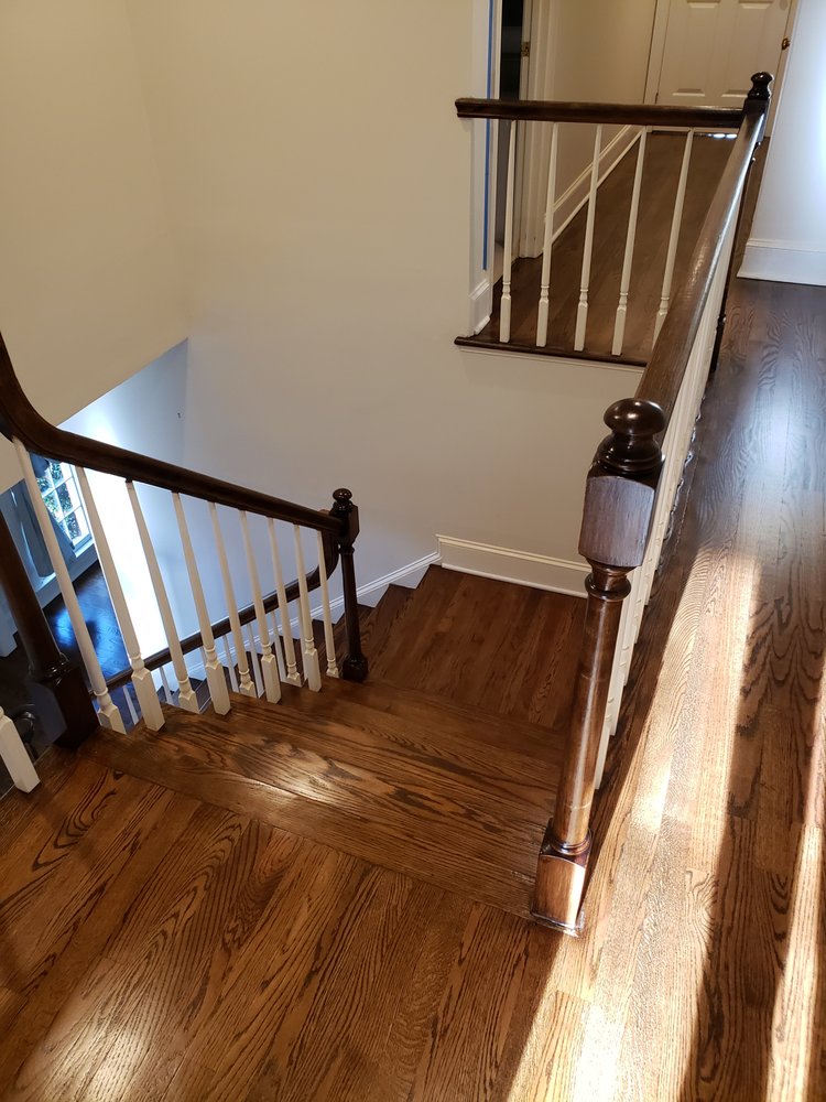 Photo of BR Hardwood Floors