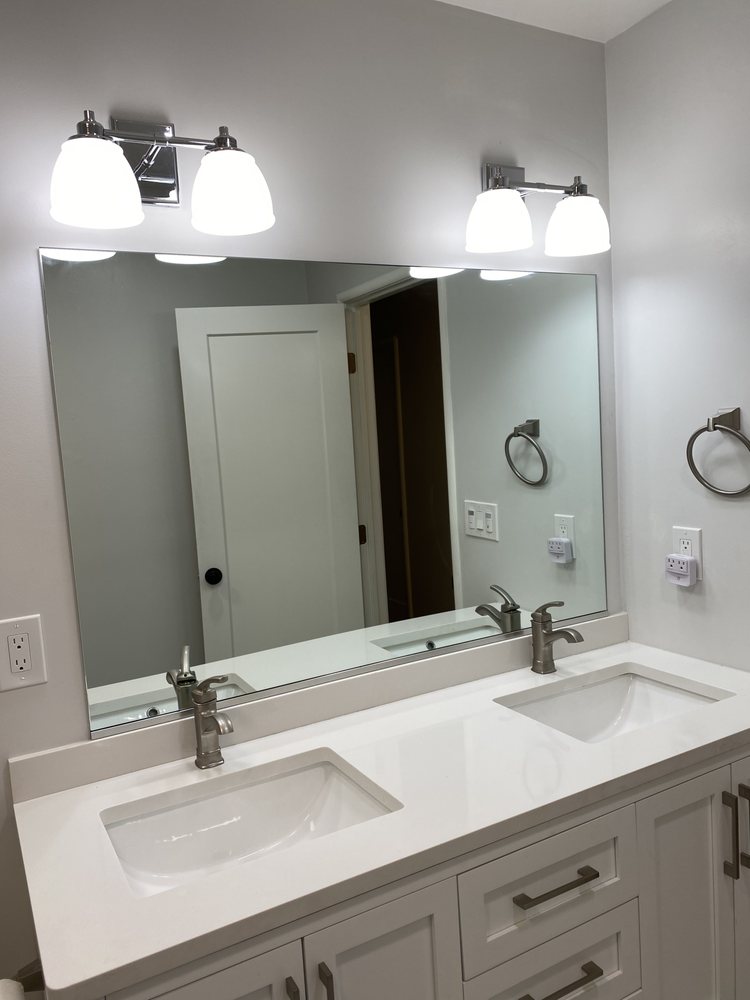 Photo of Martinez Shower Doors