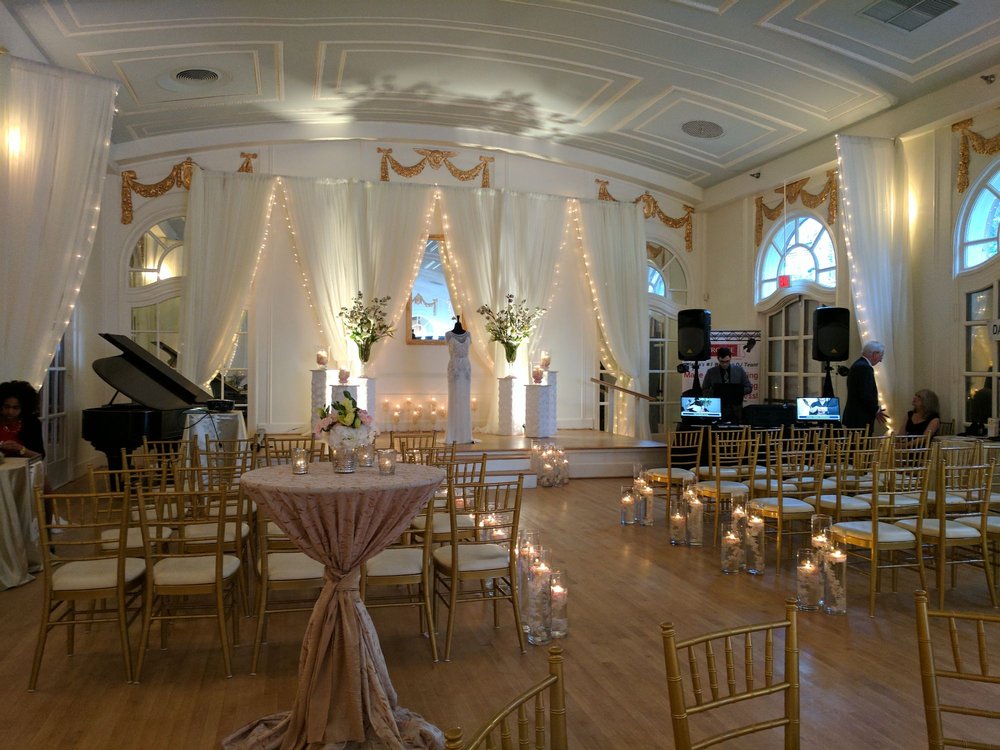 Photo of Wimbish House