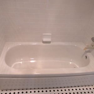 Photo of Jesus's BathTub Refinishing