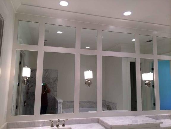 Photo of David Glass & Mirror