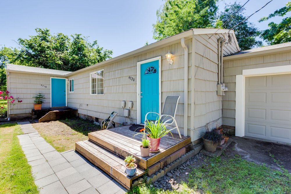 Photo of Alissa Collins - Regenerative Real Estate