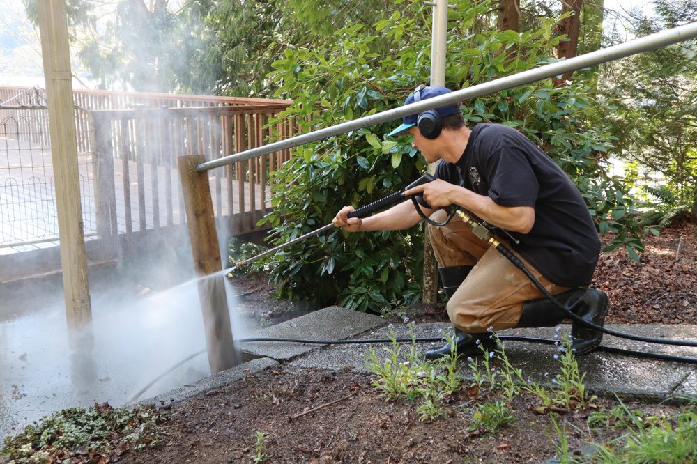 Photo of PNW Pressure Washing