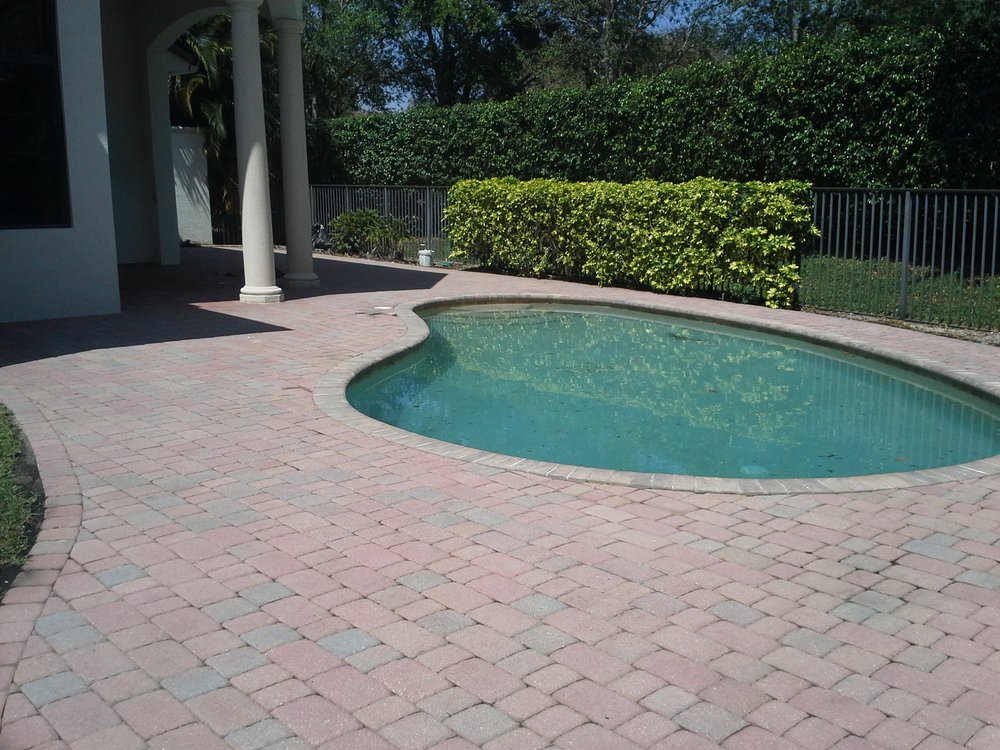 Photo of South FL Pressure Cleaning