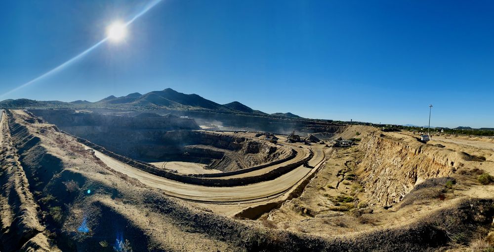 Photo of Leos landscape materials