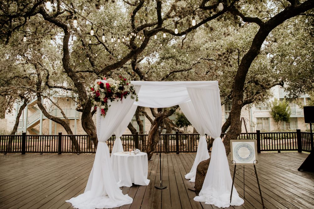 Photo of Wolf Weddings & Events
