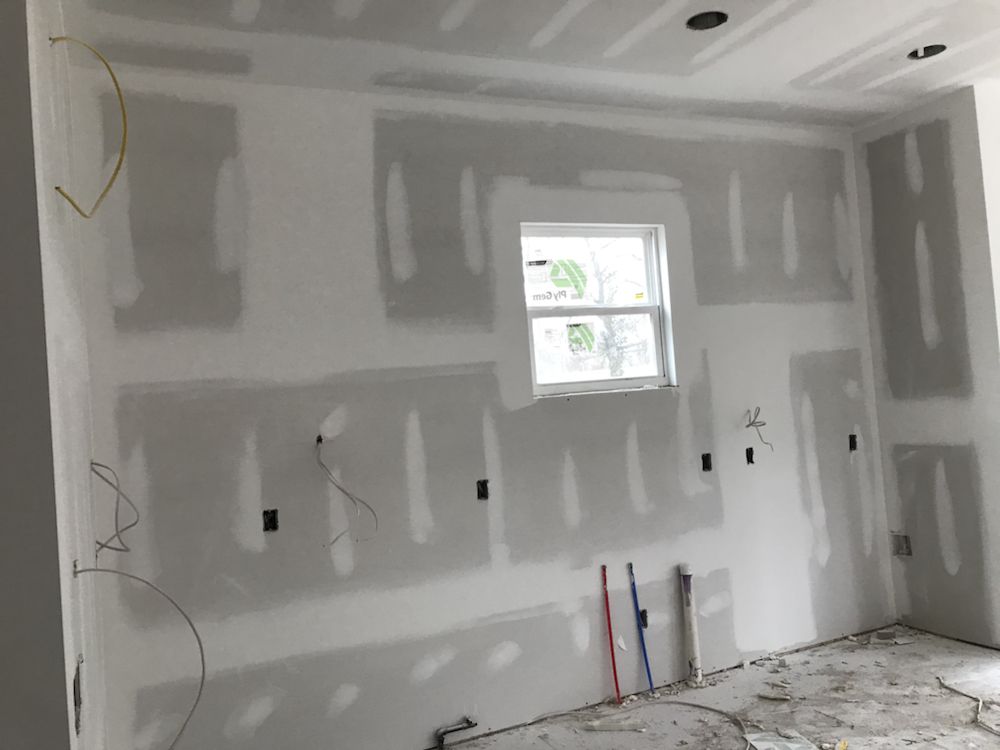 Photo of Goss painting and Handyman