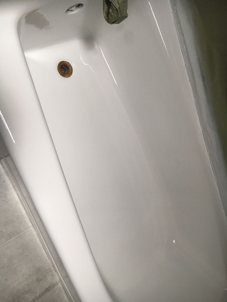 Photo of A V Tub & Top Refinishing