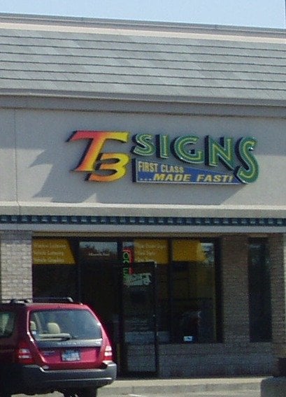 Photo of T3 Signs