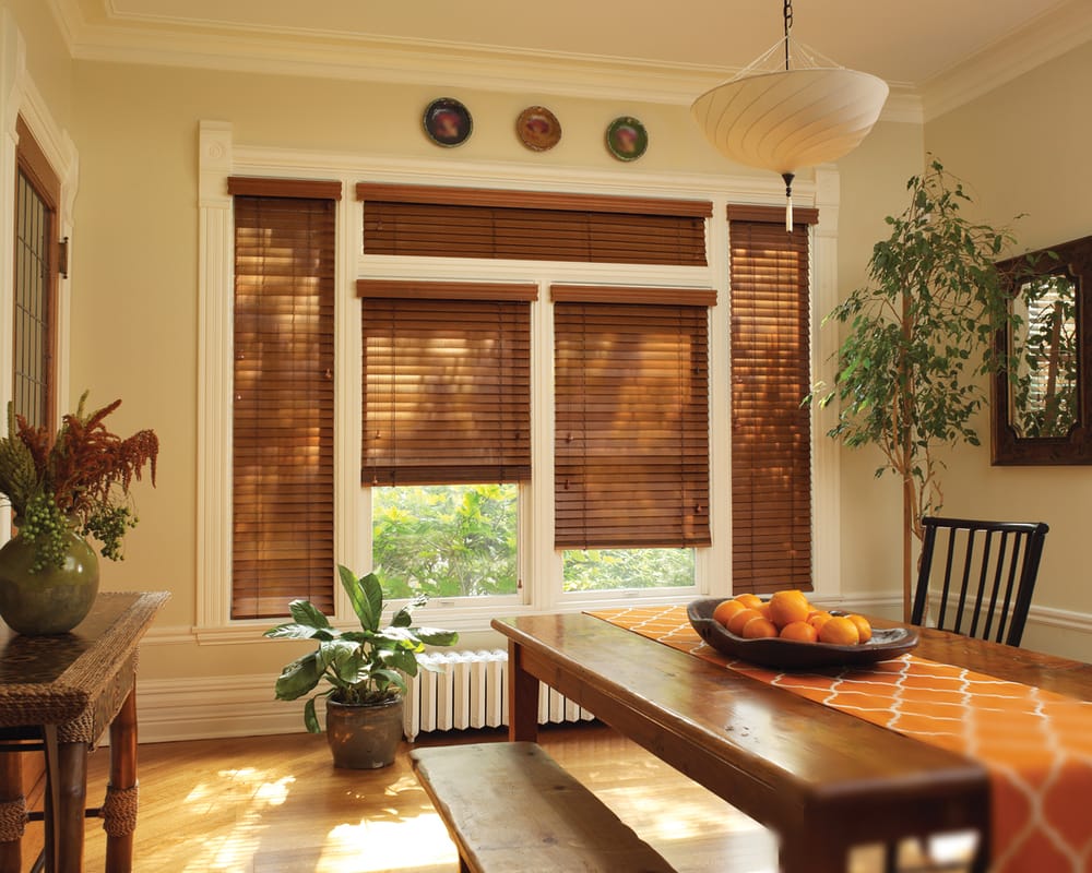 Photo of Lake Geneva Retractable Screens & Shades