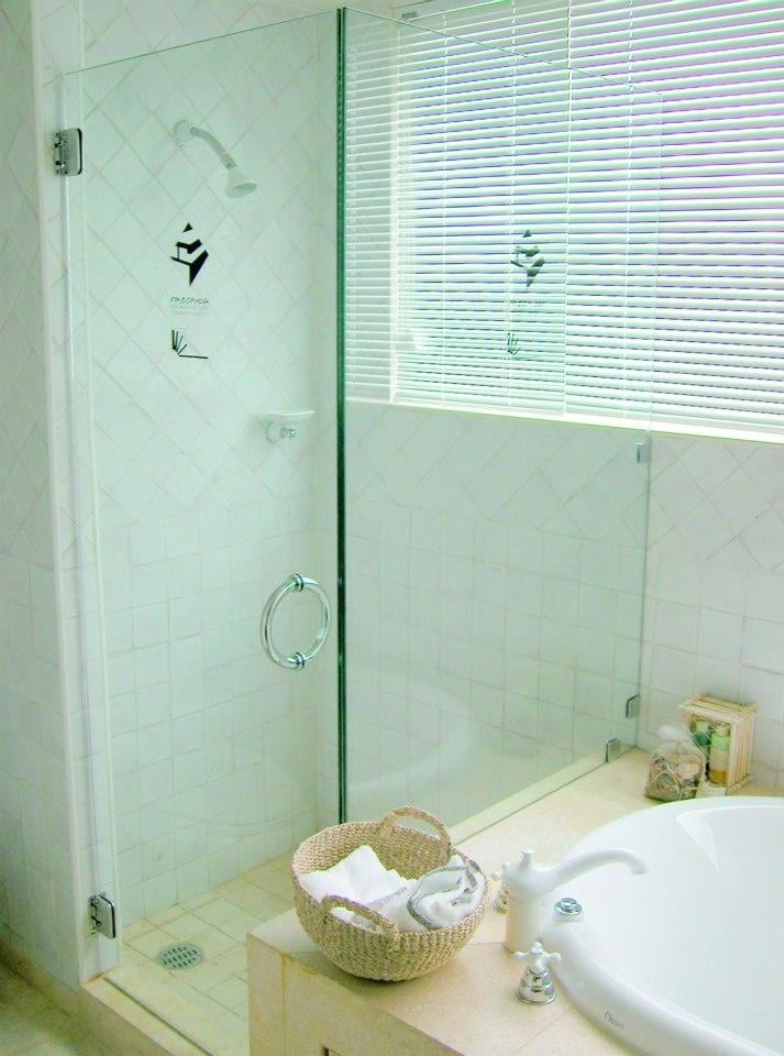 Photo of Mitchell's Glass & Mirror