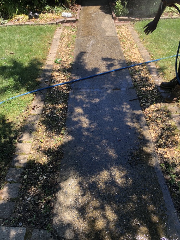 Photo of Diamond Cleaning & Powerwashing