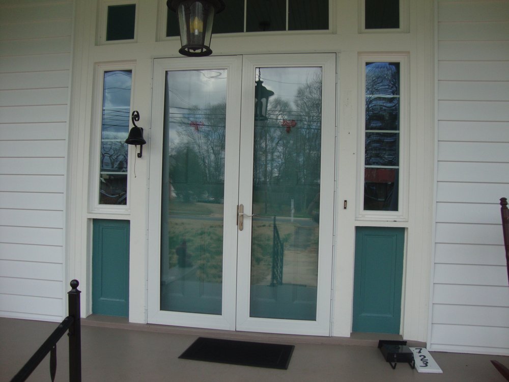 Photo of Sylacauga Glass