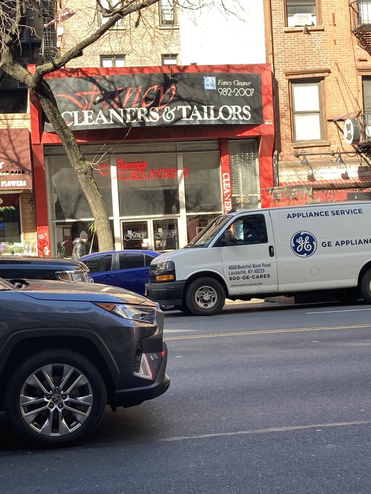Photo of Cameo Cleaners