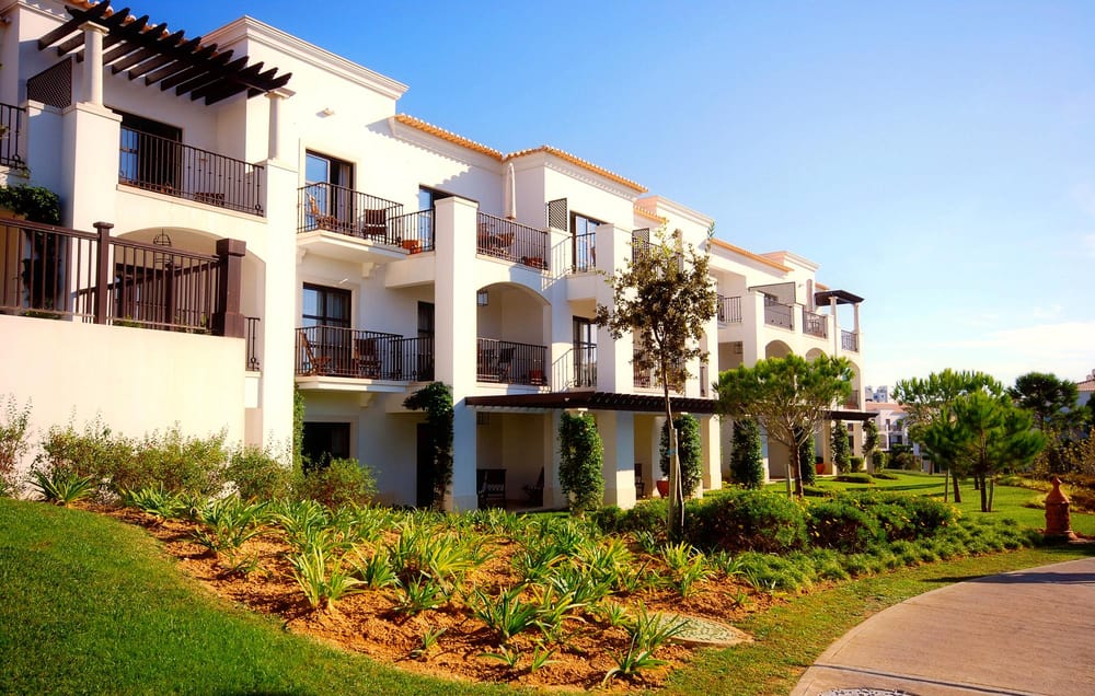 Photo of Aaron Roth Real Estate