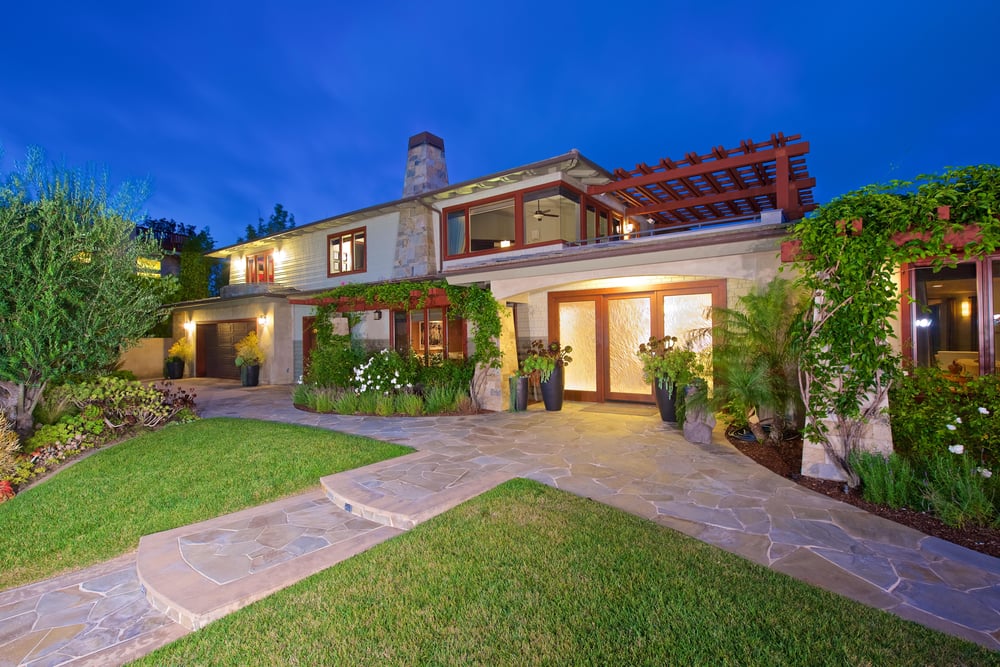 Photo of Aaron Roth Real Estate