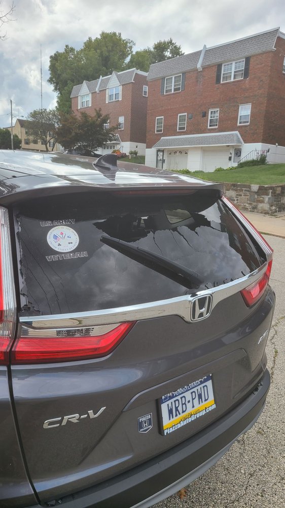Photo of Linus Auto Glass