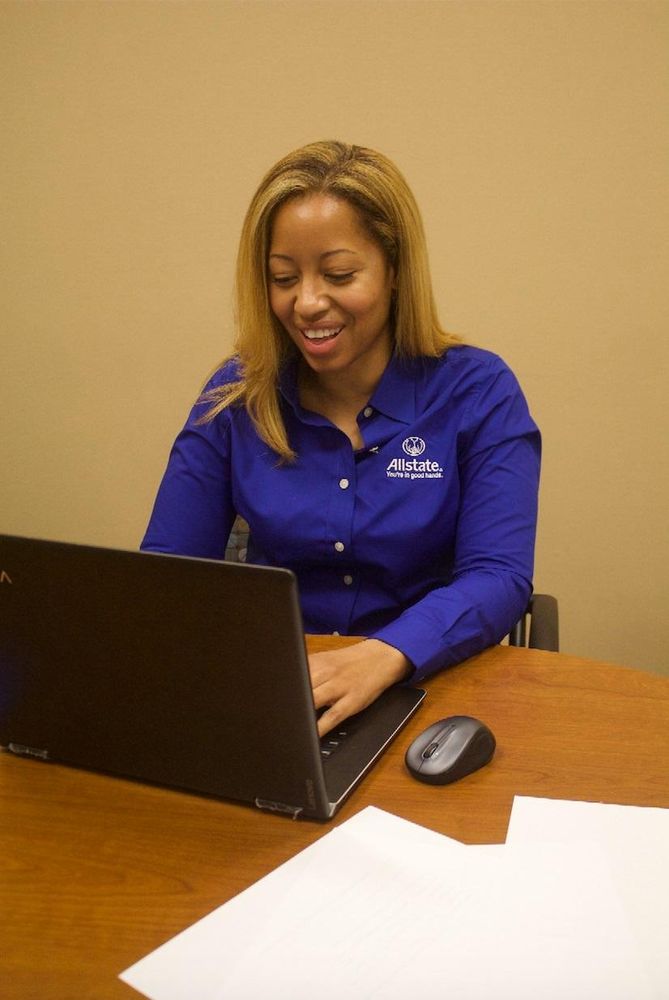 Photo of Allstate Insurance Agent: Jaila Dickerson