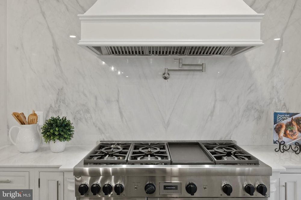 Photo of Quick Countertop and Cabinets