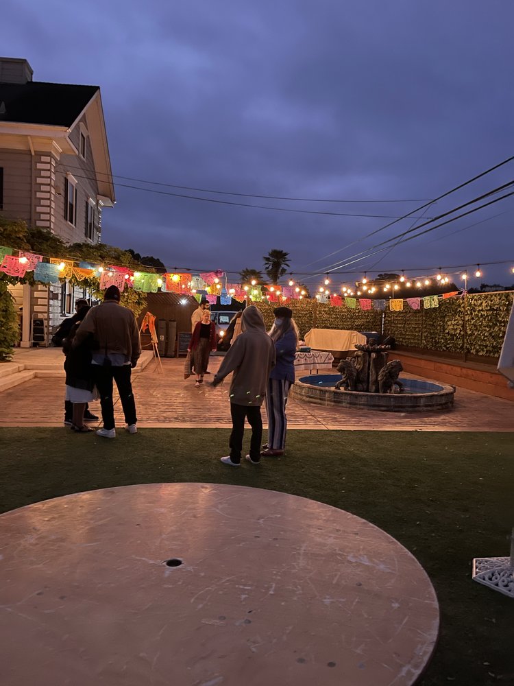 Photo of Flora Vista Inn