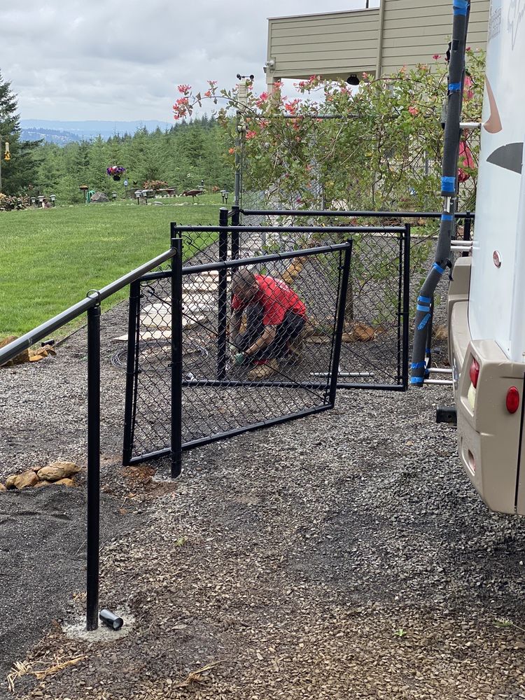 Photo of Husky Fence