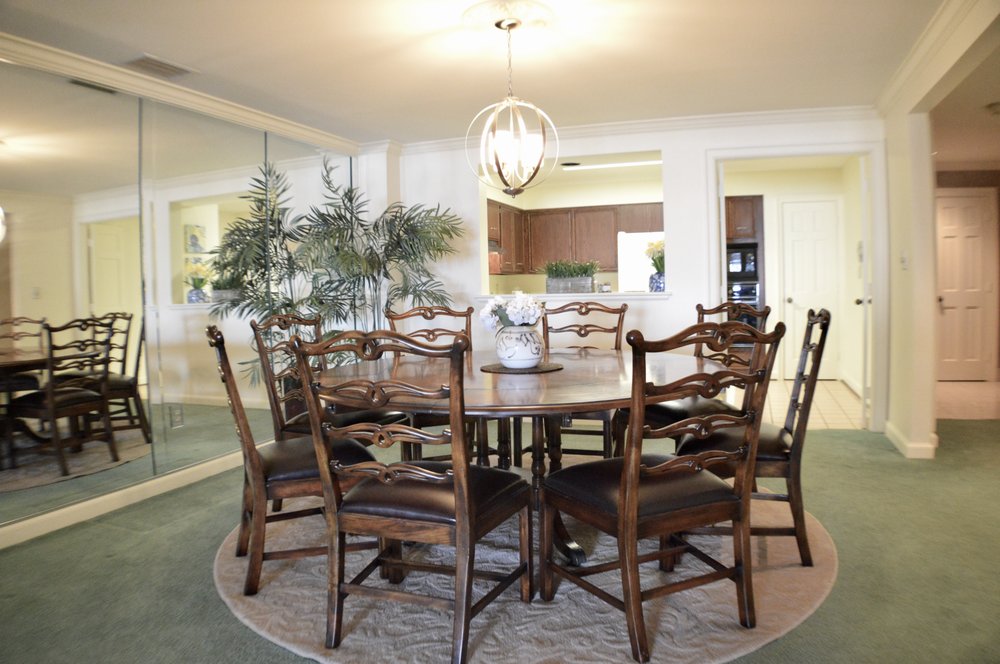 Photo of SOS Designs Home Staging & Redesign