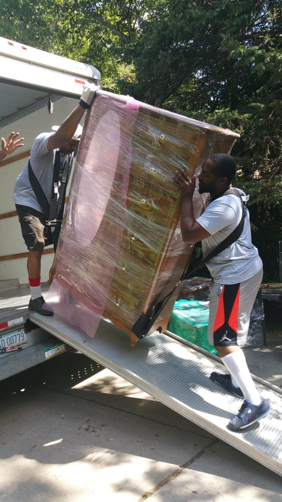 Photo of Lindsay's Movers