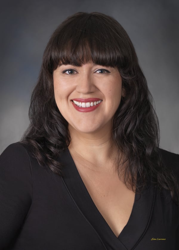 Photo of Veronica Medina - Coshow Real Estate Group
