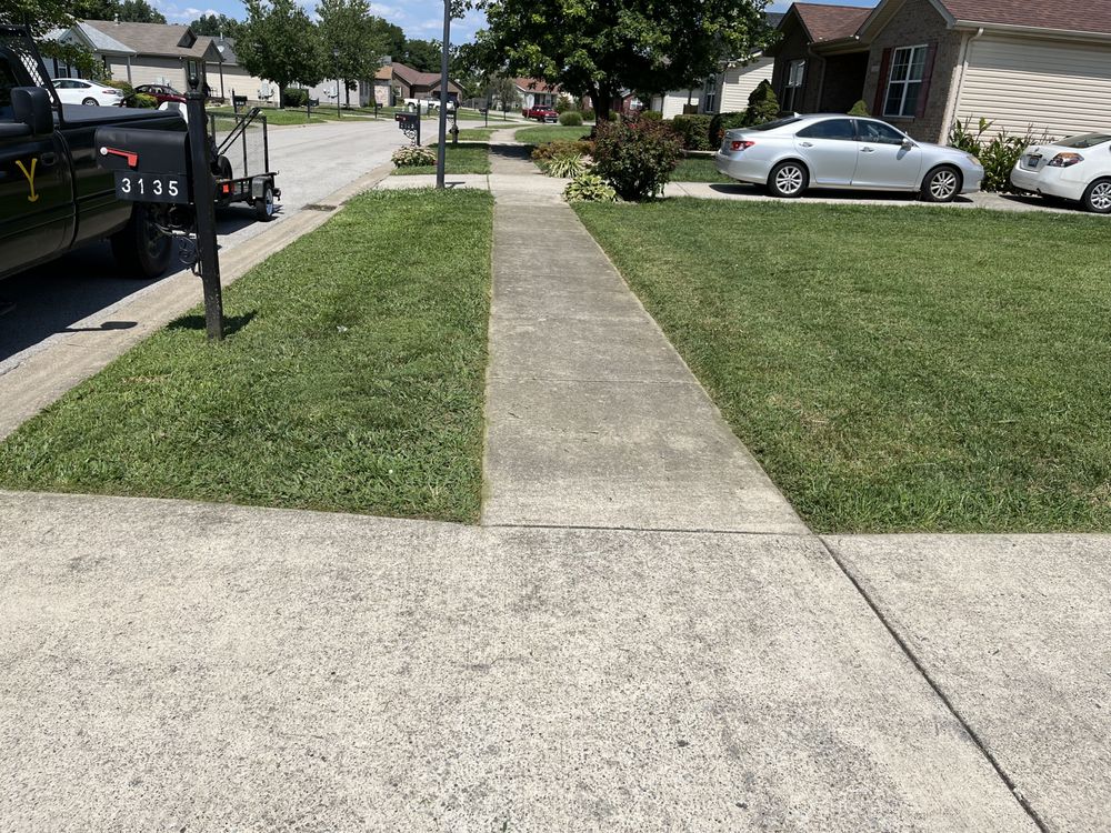 Photo of Oz Lawn Care