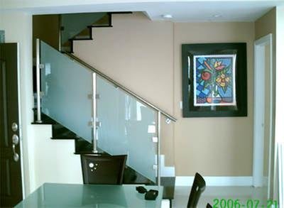 Photo of Artistry In Glass